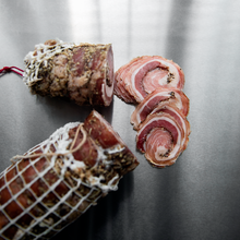 โหลดรูปภาพลงในเครื่องมือใช้ดูของ Gallery Pancetta Arrotolata