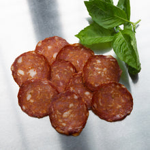 โหลดรูปภาพลงในเครื่องมือใช้ดูของ Gallery Pizza Spicy Pepperoni