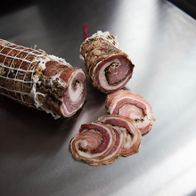 โหลดรูปภาพลงในเครื่องมือใช้ดูของ Gallery Pancetta Arrotolata
